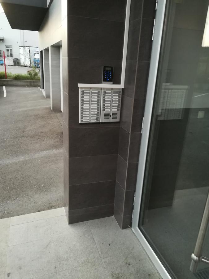 Omega Hotell Doboj Eksteriør bilde